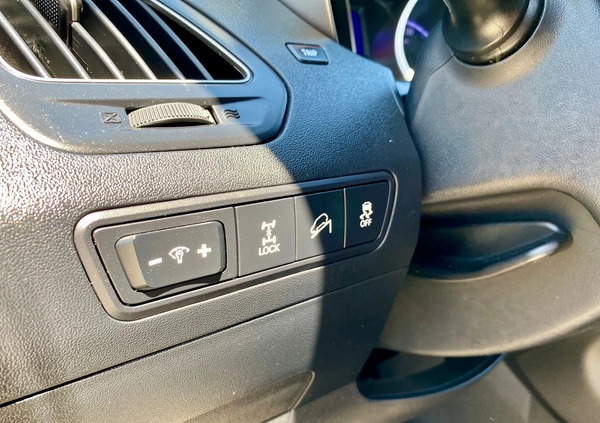 Hyundai ix35 cena 41900 przebieg: 187000, rok produkcji 2011 z Pisz małe 301